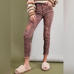 NWT Easel Snake Print Ankle Crop High-Waisted Skinny Jeans in Dried Rose